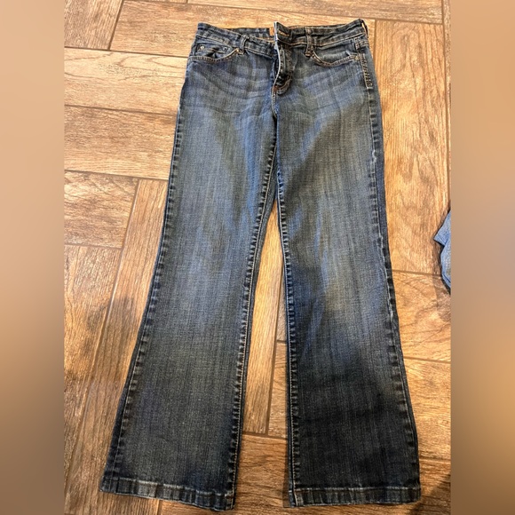 Kut jeans size 8 bootcut - Picture 1 of 10